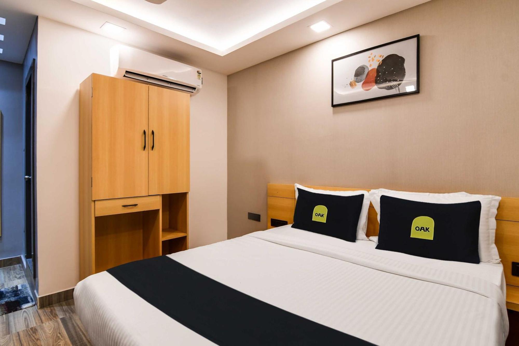 Super Townhouse Oak Sayhallo Ecstasy บูบันเนสชวาร์ ภายนอก รูปภาพ
