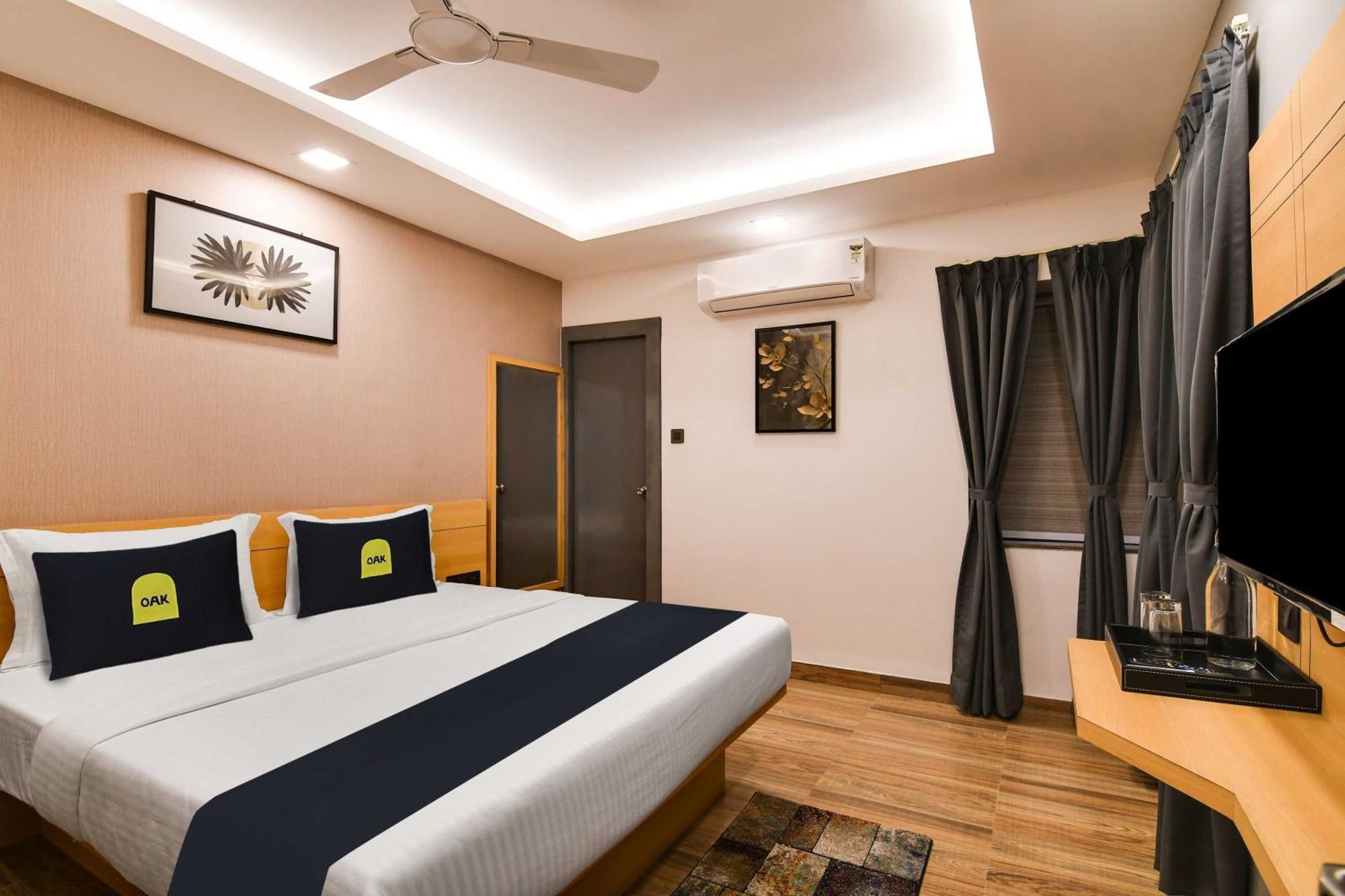 Super Townhouse Oak Sayhallo Ecstasy บูบันเนสชวาร์ ภายนอก รูปภาพ