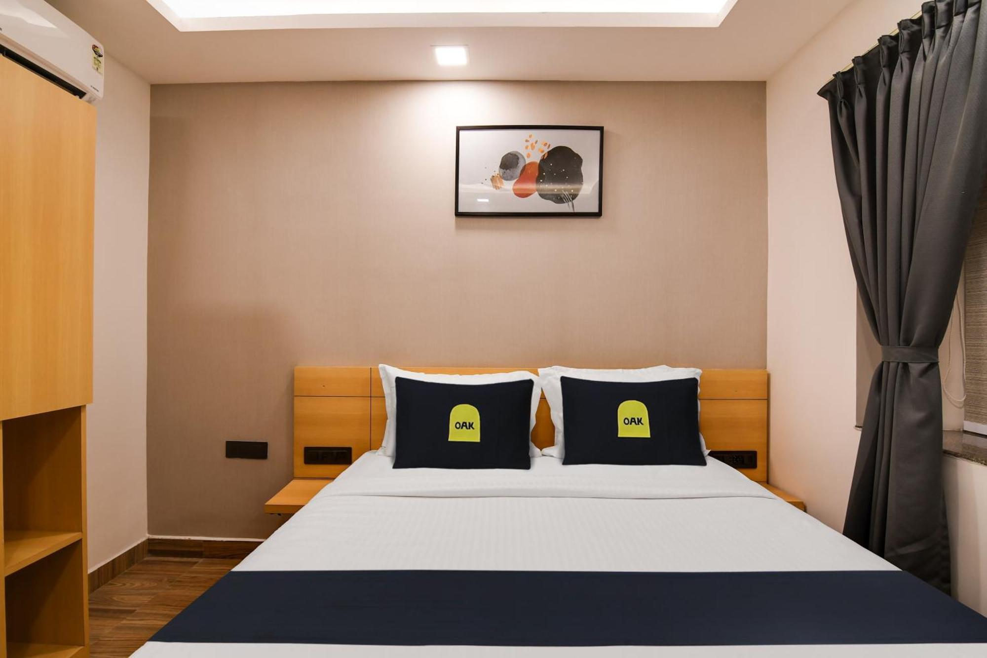 Super Townhouse Oak Sayhallo Ecstasy บูบันเนสชวาร์ ภายนอก รูปภาพ