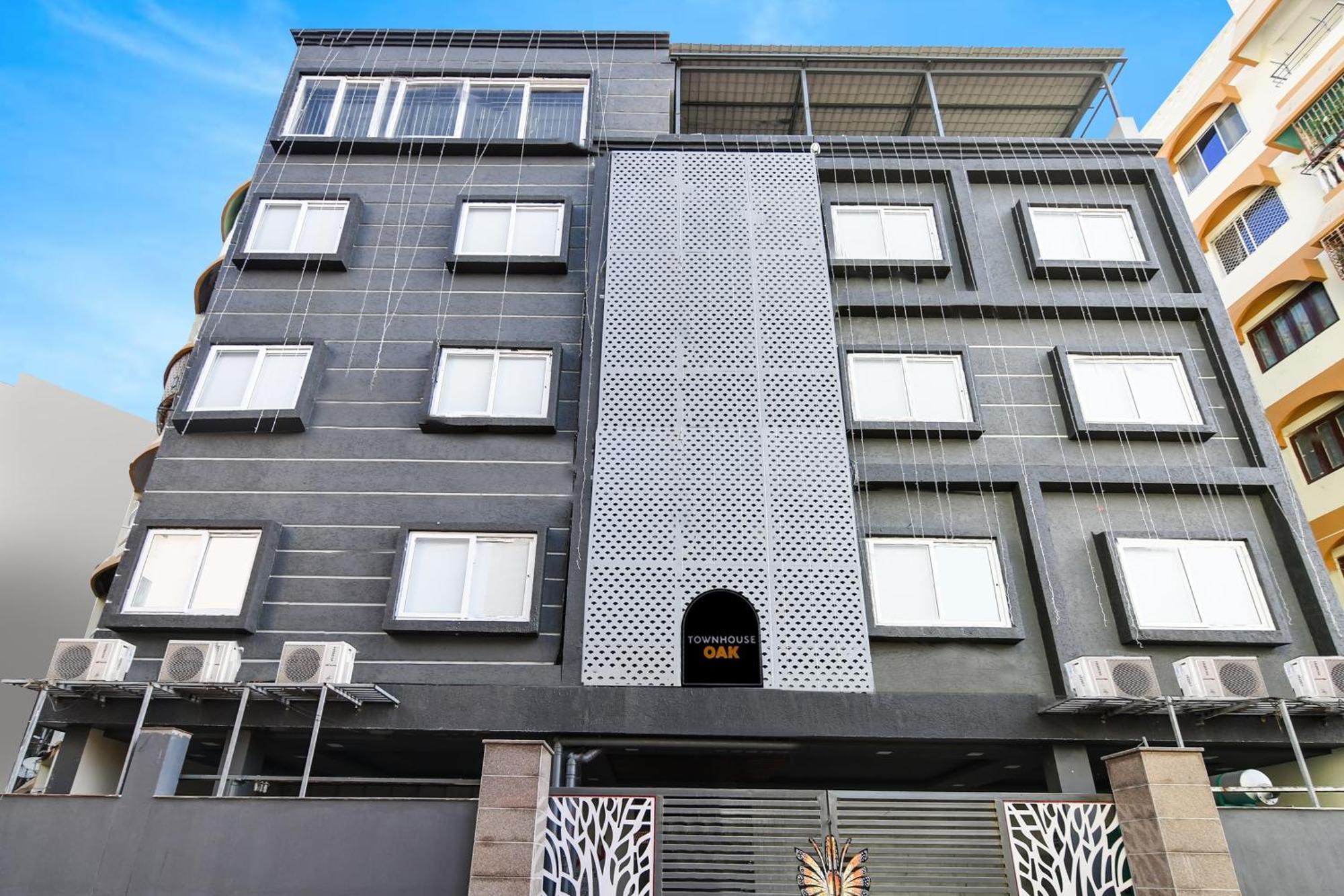 Super Townhouse Oak Sayhallo Ecstasy บูบันเนสชวาร์ ภายนอก รูปภาพ