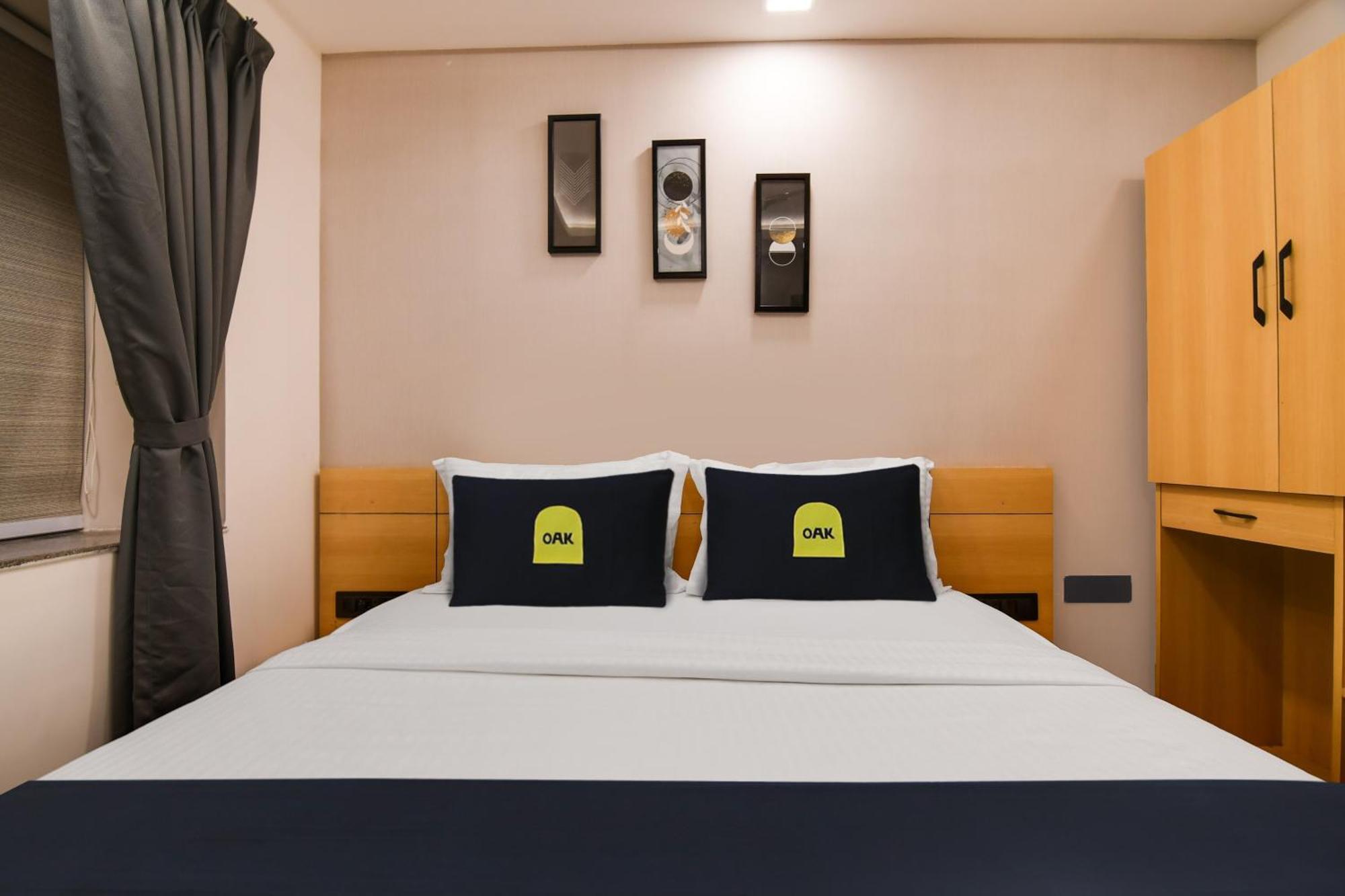 Super Townhouse Oak Sayhallo Ecstasy บูบันเนสชวาร์ ภายนอก รูปภาพ