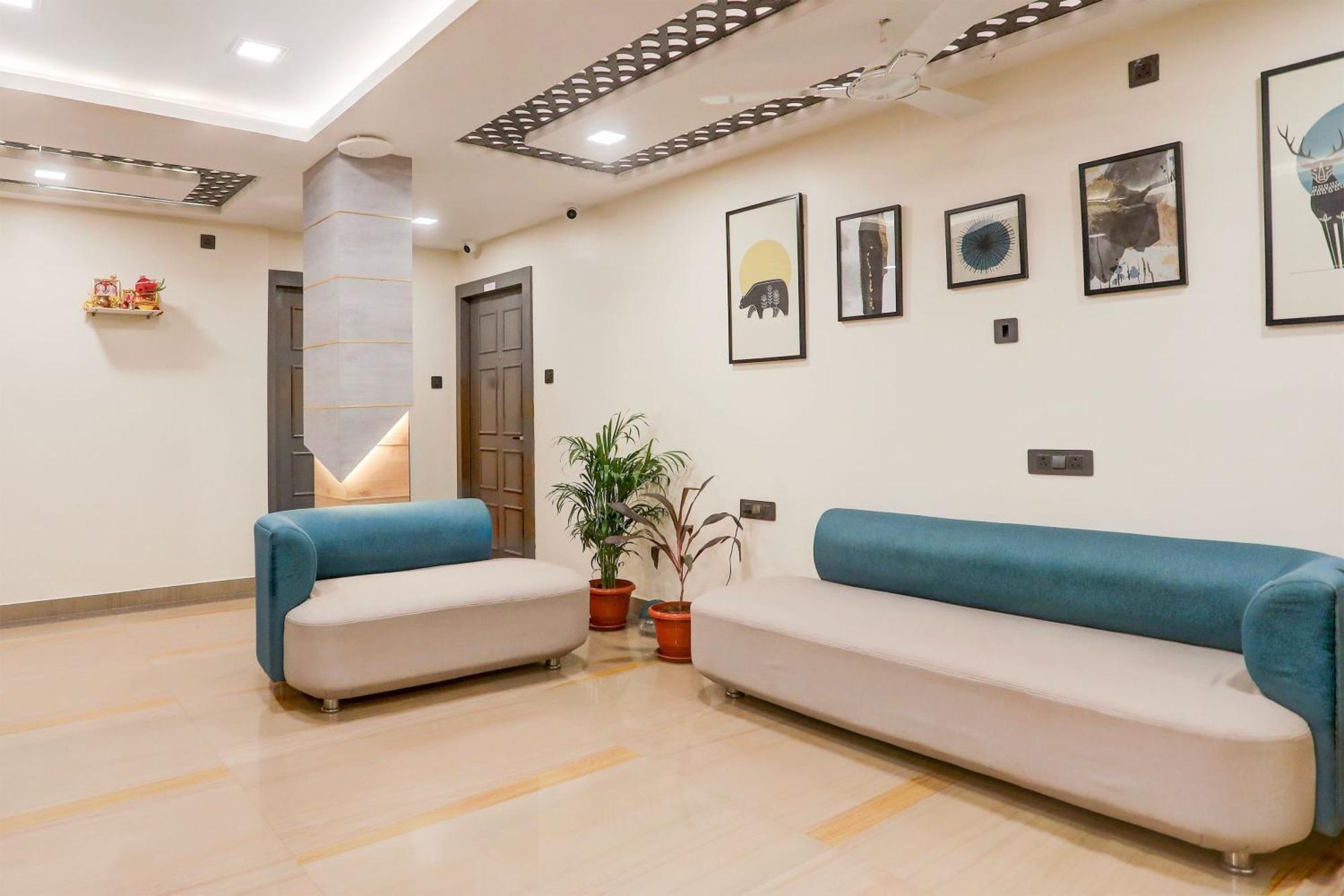 Super Townhouse Oak Sayhallo Ecstasy บูบันเนสชวาร์ ภายนอก รูปภาพ